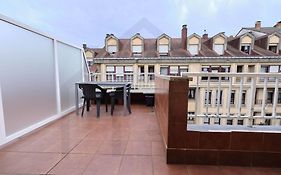Ático Quintana I - con terraza, vistas a la ciudad, en el centro, con Wifi y garaje
